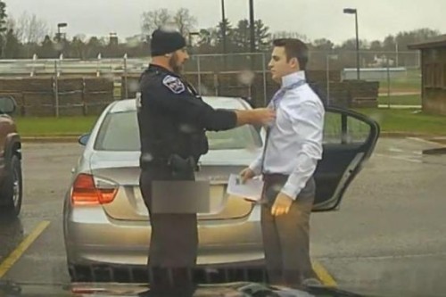 Όταν αντί για κλήση, παίρνεις γραβάτα