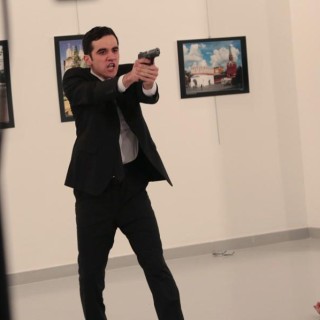 Από τη φρουρά του Ερντογάν ο δολοφόνος του Ρώσου πρέσβη