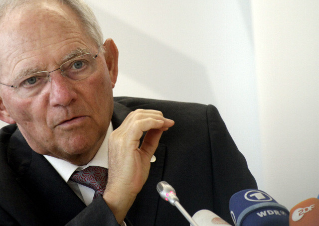 Ο Βόλφγκανγκ Σόιμπλε «ελπίζει ακόμα» ότι η Μ. Βρετανία θα παραμείνει στην ΕΕ