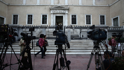 Αναβάλλεται για 2η φορά η συζήτηση του ΣτΕ για τις τηλεοπτικές άδειες