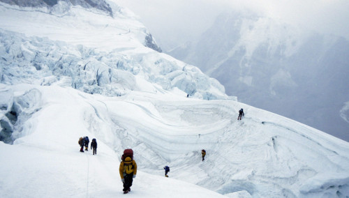 Το Έβερεστ θα ξαναμετρηθεί με τη…μεζούρα λόγω αμφιβολιών