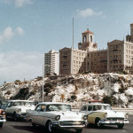 Κυρίες και κύριοι, ένα σπουδαίο ξενοδοχείο ξανανοίγει