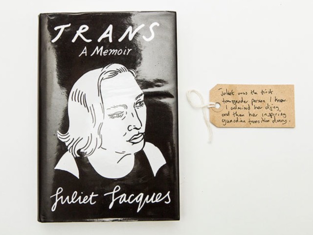 Μία έκθεση-ακτινογραφία της βρετανικής τρανς κοινότητας