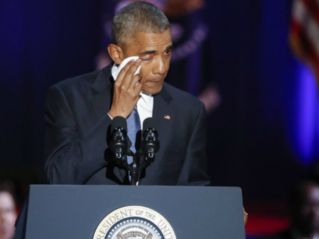 Όλα όσα πρέπει να ξέρετε για την -γεμάτη δάκρυα- αποχαιρετιστήρια ομιλία του Ομπάμα