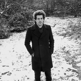 Ο Κωνσταντίνος Δασκαλάκης Δεν Πιστεύει ότι Είναι ο Εξυπνότερος Άνθρωπος στο Δωμάτιο. Αλλά, ο Πιο Παθιασμένος.