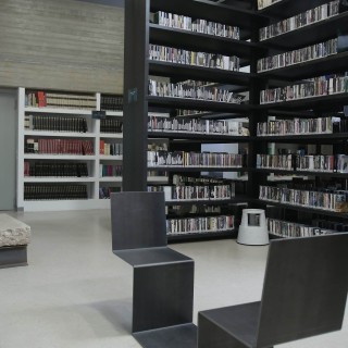 Πώς φτιάχτηκε η καινούργια βιβλιοθήκη της Ανωτάτης Σχολής Καλών Τεχνών;