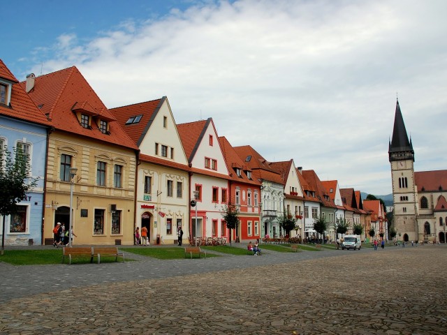 Μυστηριώδης δολοφονία δημοσιογράφου και της συζύγου του στη Σλοβακία