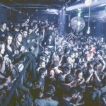 Σε αυτά τα κλαμπ οι νέοι χορεύουν ακόμα!