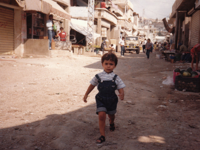 H βραβευμένη ταινία “Α World Not Ours” στον ΜΙΚΡΟΚΟΣΜΟ