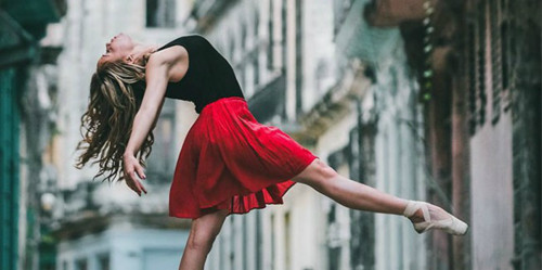 Ποιές είναι οι πιο ελκυστικές γυναικείες φιγούρες στον χορό;