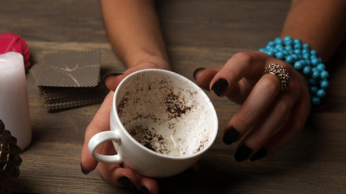 Μια …καφετζού στο κινητό σας