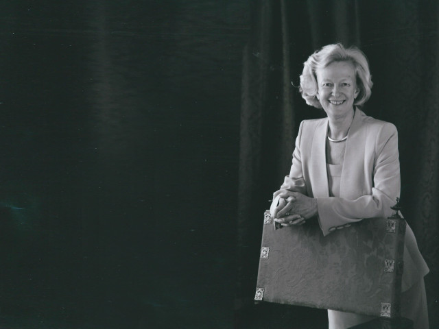 Νικόλ Φοντέν: «Θ’ αφήσουμε τον Τραμπ, τον Πούτιν και τους Αγιατολάχ να κανονίζουν τις τύχες του κόσμου; »