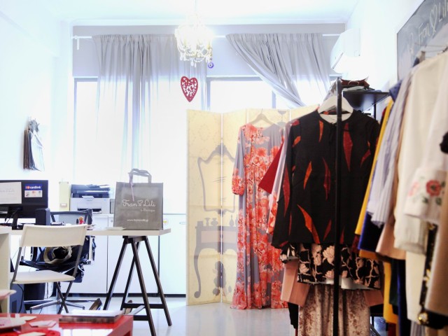 Η Fran & Lili είναι μια ελληνική οnline μπουτίκ που ξέρει από στιλ