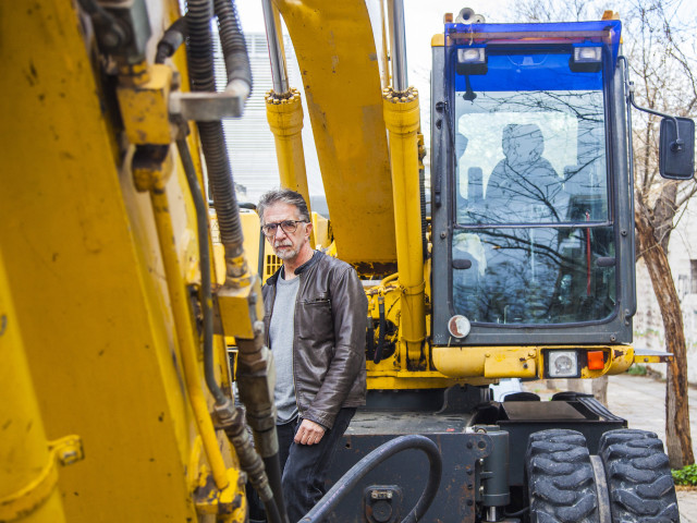 Δημήτρης Καμαρωτός, ένας τεράστιος συνθέτης που παλεύει με τους ήχους