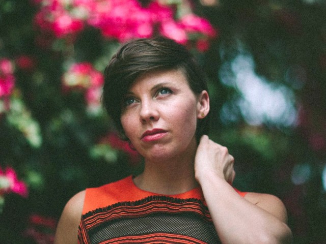 Sarah Neufeld, πώς είναι η ζωή εκτός Arcade Fire;