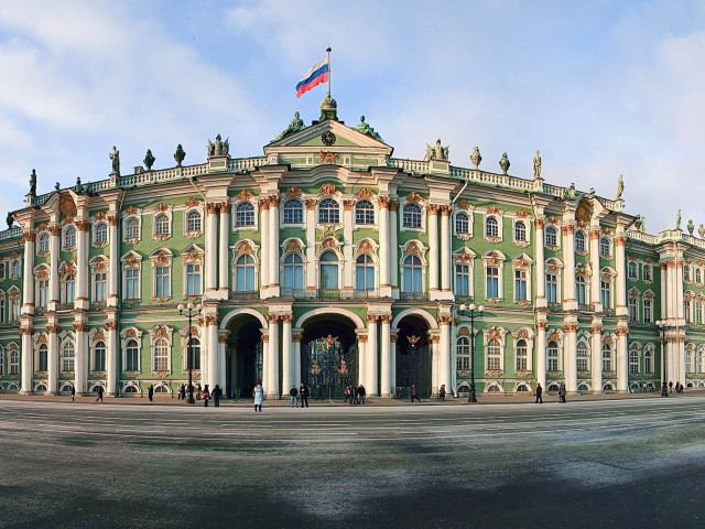 Στις 5 Φεβρουαρίου του 1852 ανοίγει το Ερμιτάζ, ένα από τα μεγαλύτερα και παλαιότερα μουσεία στον κόσμο