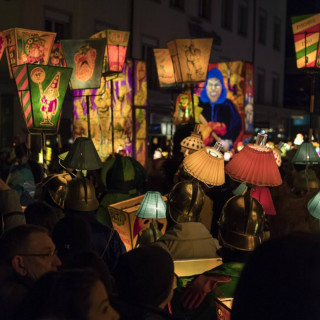 Morgestraich: Το εναρκτήριο λάκτισμα για το καρναβάλι της Βασιλείας στην Ελβετία