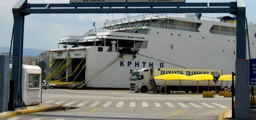 Σύρος μετανάστης απαγχονισμένος στο λιμάνι του Πειραιά