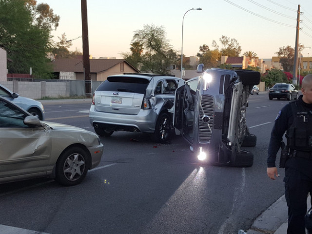 Η Uber απέσυρε τα αυτο-οδηγούμενα αυτοκίνητά της από την Αριζόνα