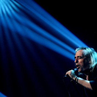 19 φωτογραφίες από το χθεσινό live του Γιάννη Αγγελάκα