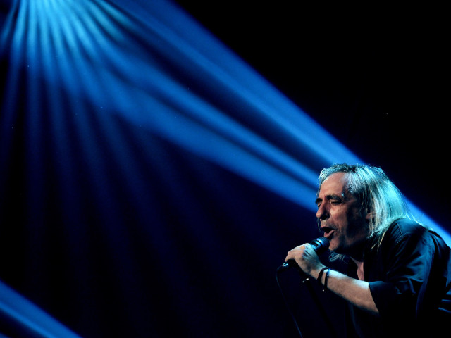 19 φωτογραφίες από το χθεσινό live του Γιάννη Αγγελάκα