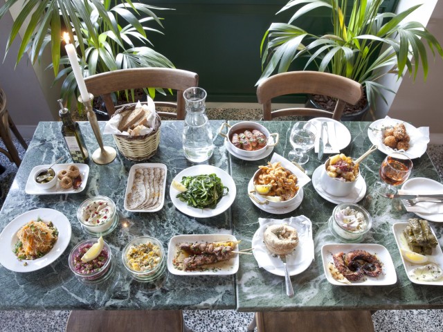 Σερσέ Λα Φαμ: Ένα κομψό αστικό καφενείο στο κέντρο της Αθήνας