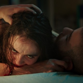 Raw: Μια γλυκόπικρη ιστορία ενηλικίωσης με κοφτερά δοντάκια