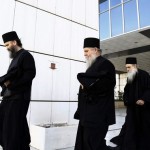 Αθώοι οι κατηγορούμενοι της υπόθεσης Βατοπεδίου