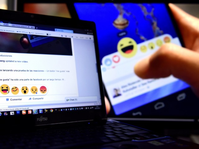 Τα πόσα εκατομμύρια έφθασαν οι χρήστες του διαδικτύου στην Κίνα το 2017;