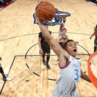 Μέτριες μεταγραφές, χάλια All-Star Game κι o Λε Μπρον δυναμώνει για την τελική ευθεία…