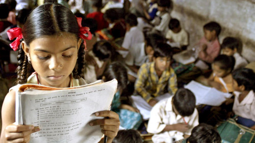 Δέκα εννέα νεκρά θηλυκά έμβρυα εντοπίστηκαν έξω από νοσοκομείο στην Ινδία