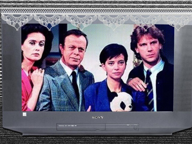 10 +1 τηλεοπτικά φαινόμενα της ελληνικής τηλεόρασης που συζητήθηκαν για τους σωστούς ή λάθος λόγους