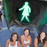 Ο «Σταμάτης» κι ο «Γρηγόρης» έγιναν γυναικείες φιγούρες στη Μελβούρνη