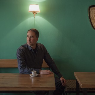 Ο Γιώργος Λυκιαρδόπουλος αισθάνεται περισσότερο καλλιτέχνης παρά επιχειρηματίας