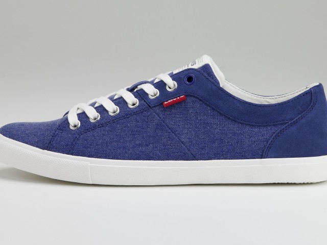 Γνωρίστε την νέα σειρά υποδημάτων LEVI’S