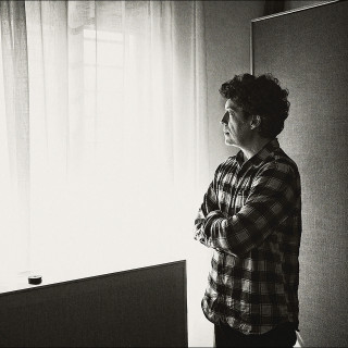 Coti K, o Αθόρυβος Στυλοβάτης μιας Λαθραίας Ανεξάρτητης Σκηνής