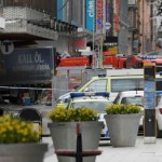 Σουηδία: Η χώρα αποτίει φόρο τιμής στα θύματα της τρομοκρατικής επίθεσης με φορτηγό