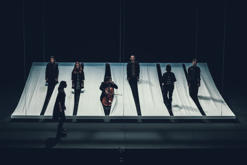 Η ομάδα Vasistas φέρνει τη Θεία Κωμωδία του Δάντη στη σκηνή της Στέγης