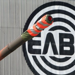 Συμβολική κατάληψη της ΕΛΒΟ από συνταξιούχους και εργαζόμενους της εταιρείας