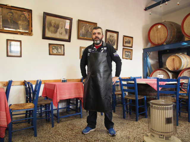 Λελούδας: Η (σχεδόν) αιωνόβια ταβέρνα του Βοτανικού