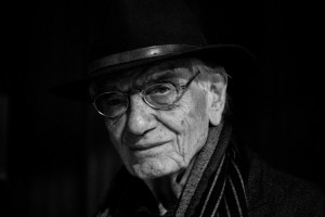 Επίλογος, του Βασίλη Βασιλικού