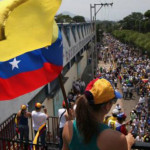 Στους δρόμους του Καράκας αντίπαλοι και υποστηρικτές του Μαδούρο