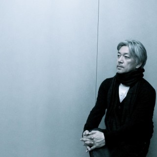 Ryuichi Sakamoto – async