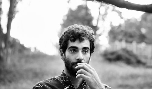 Ο Evripidis and His Tragedies στο νέο του βιντεοκλίπ “He Dances In The Shadows”