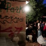 “Closing Times”: Οι αυτονομίες παλεύουν να μην κλείσουν