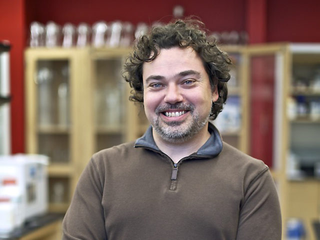 Dr. Nicholas Katsanis: O Έλληνας γιατρός που προσπαθεί να εξαλείψει τις παιδικές διαταραχές