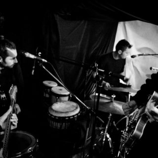 Δείτε, πρώτα στην Popaganda, το καινούριο βίντεο κλιπ των Οmega Ray «Αίτνα»