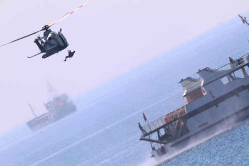 Τουρκικές ασκήσεις με πραγματικά πυρά στην κυπριακή ΑΟΖ