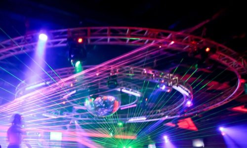 Σε χώρο ερωτικών συναντήσεων είχε μετατραπεί club του Πειραιά