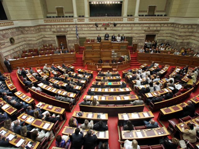 Με ευρεία πλειοψηφία ψηφίστηκε η συμφωνία αναβάθμισης των F16